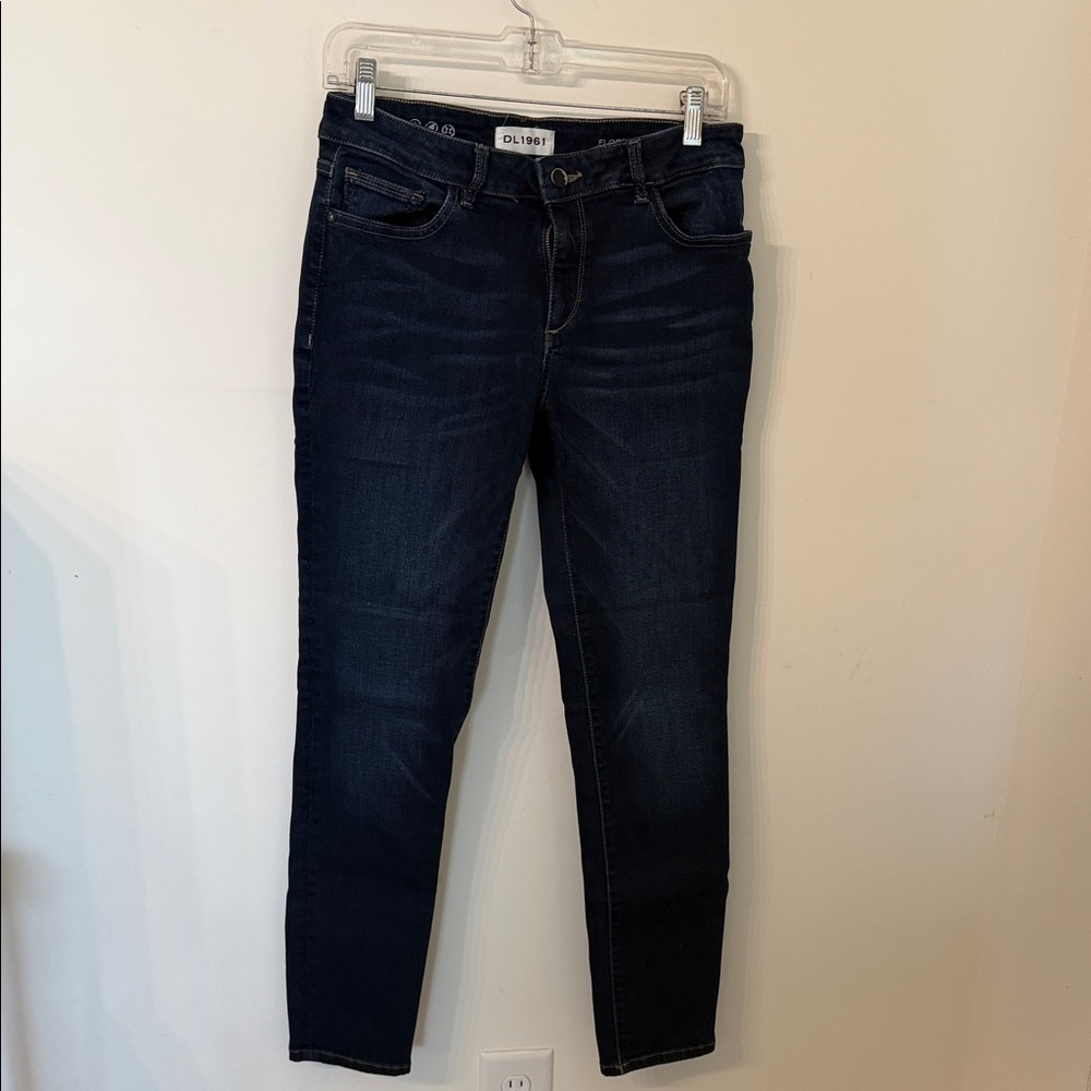 DL1961 Women's Dark Indigo Skinny Jeans EUC